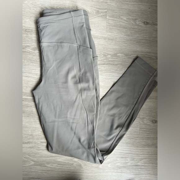 BNWOT - Lululemon Swift Speed High-Rise Tight 28" *Brushed Luxtreme in Gull Grey - Picture 2 of 6